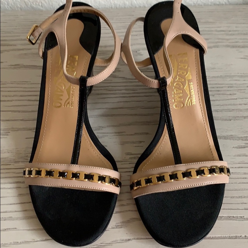 Beautiful quality  Salvatore Ferragmao shoes.